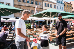 Bayreuth
blättert
feiert!
Das Lieben, das Leben –
und auch ein bisschen sich selbst.

++ am 06.08.2022 in Bayreuth (Bayern).

(c) Andi Weiland | andiweiland.de