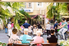 Bayreuth blättert ist ein Lesefest für alle Menschen! Es findet am Samstag, den 18. August 2018 in Bayreuth statt.

++ am 18.08.2018 in Bayreuth (Bayern).

(c) Andi Weiland | Bayreuth blättert